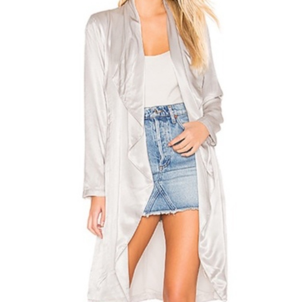 Cupcakes & Cashmere Silvery Cream Drape Jacket